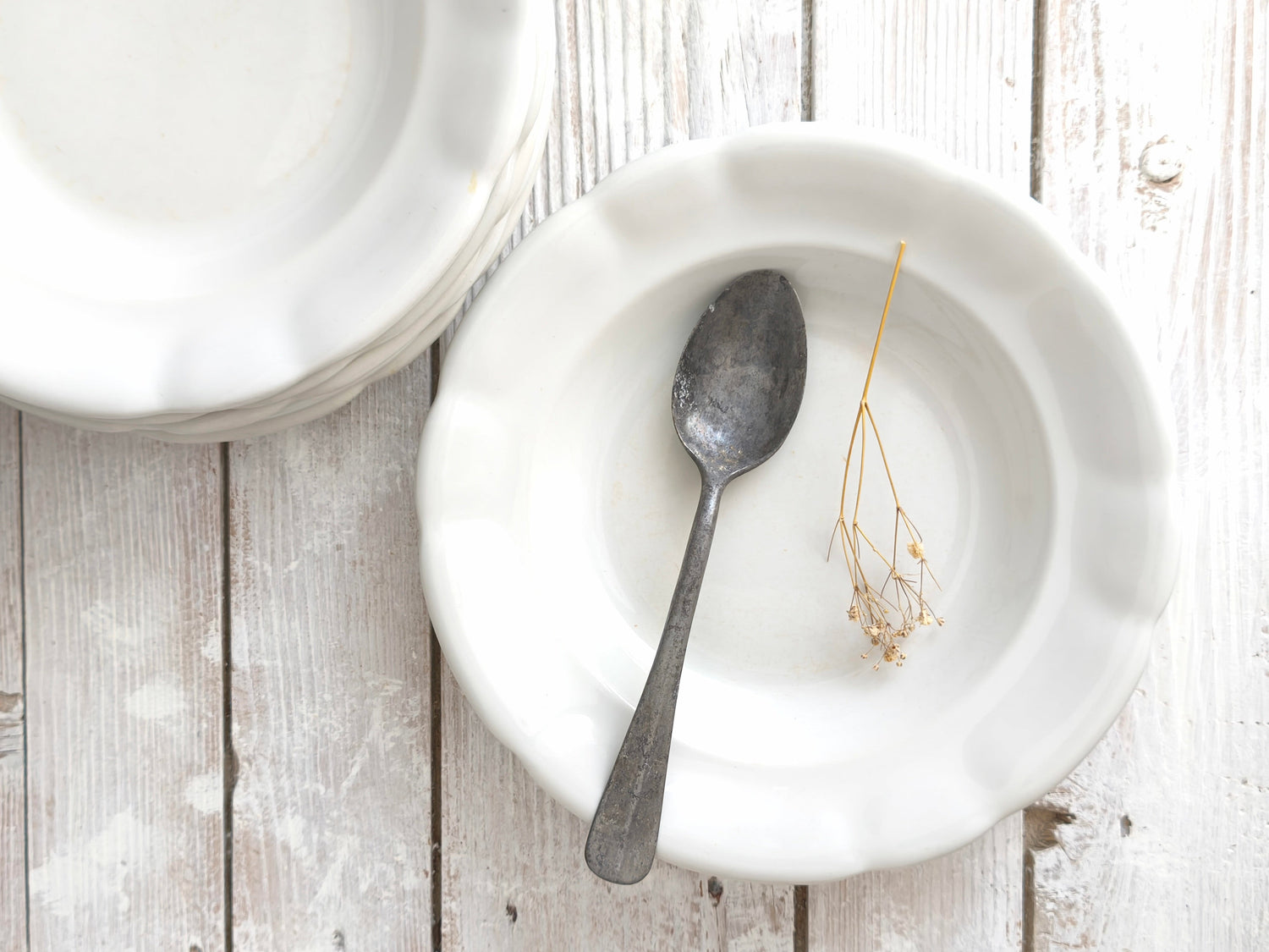 Vintage dinnerware & tableware