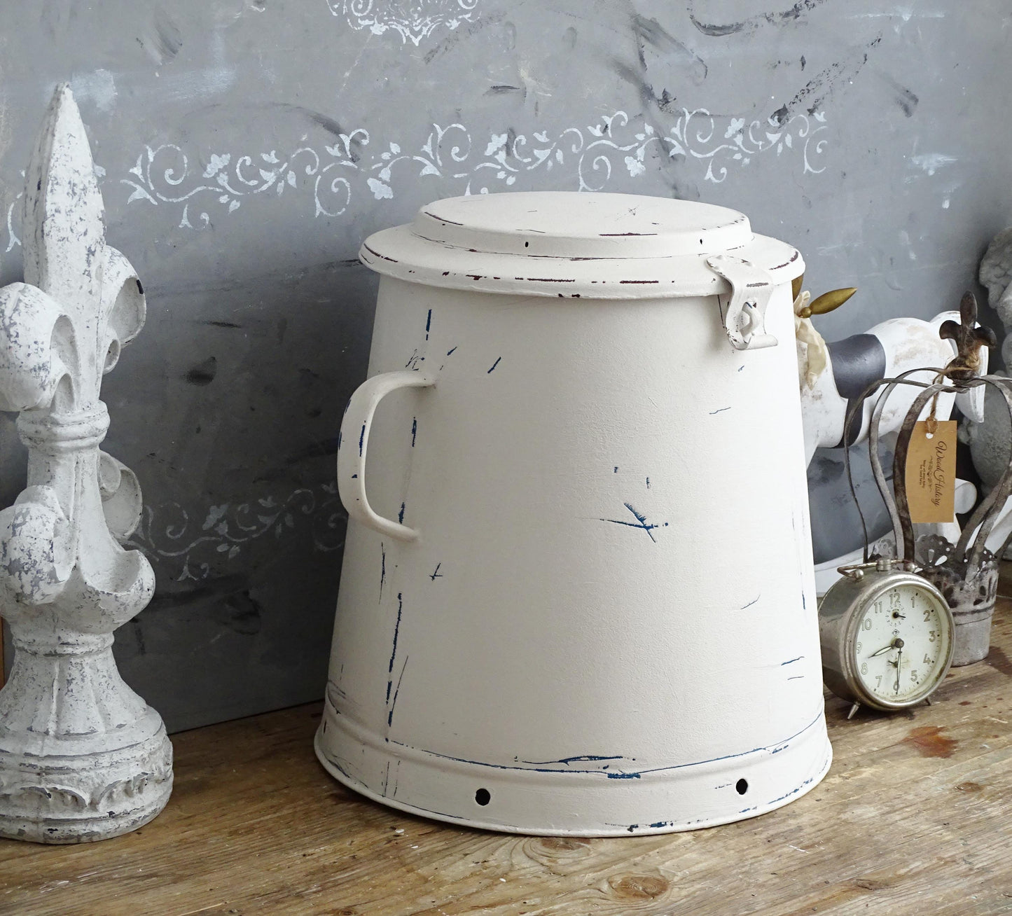 White Enamel Waste Bin with Lid, Large Metal Bucket, Waste Basket, Recycling Garbage Bin, Shabby Chic Bathroom Kitchen Trash Can