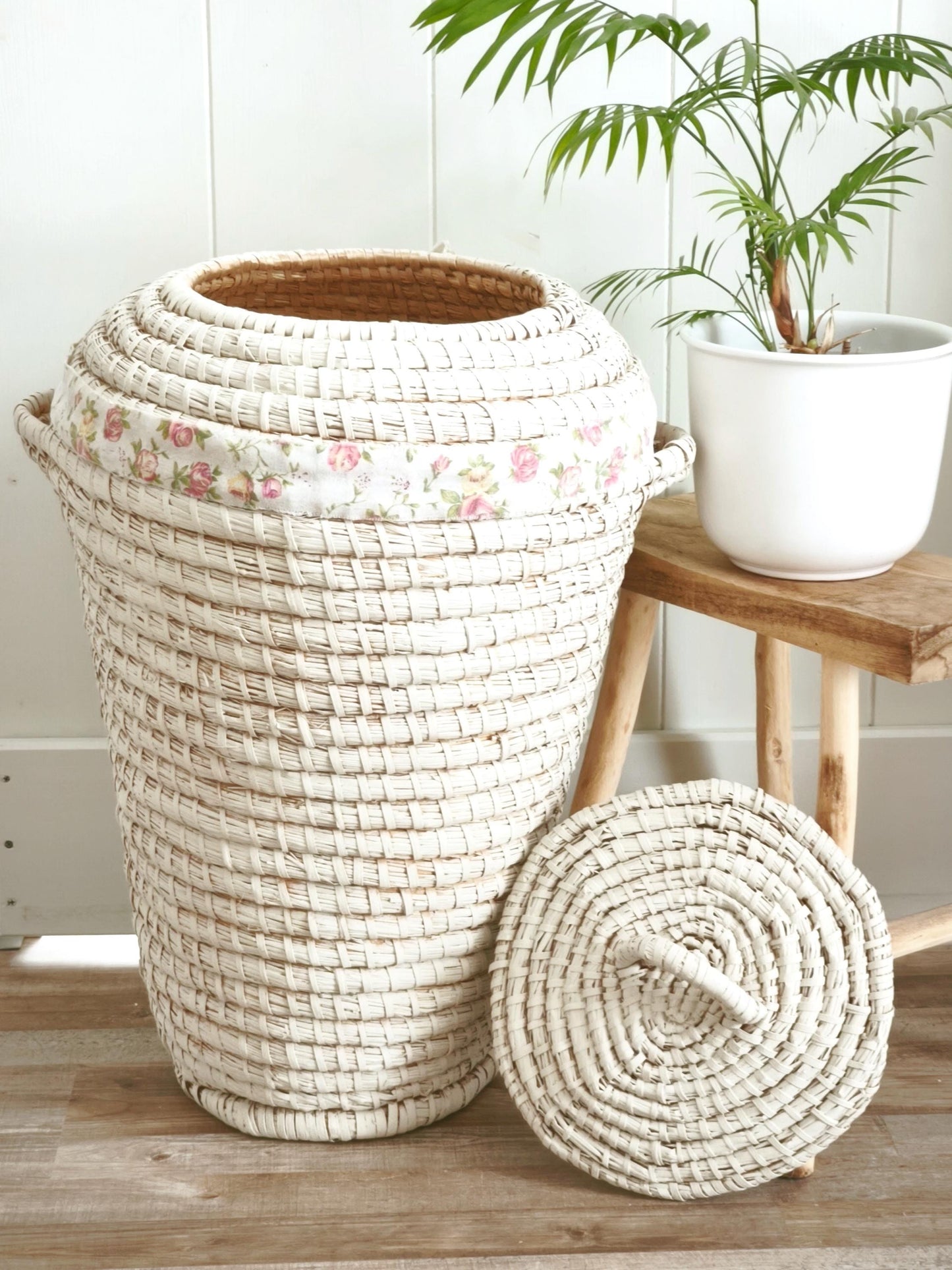 Vintage White Woven Seagrass Basket with Lid and Floral Bow: Boho Laundry Hamper