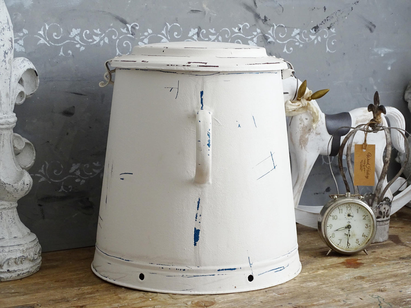 White Enamel Waste Bin with Lid, Large Metal Bucket, Waste Basket, Recycling Garbage Bin, Shabby Chic Bathroom Kitchen Trash Can