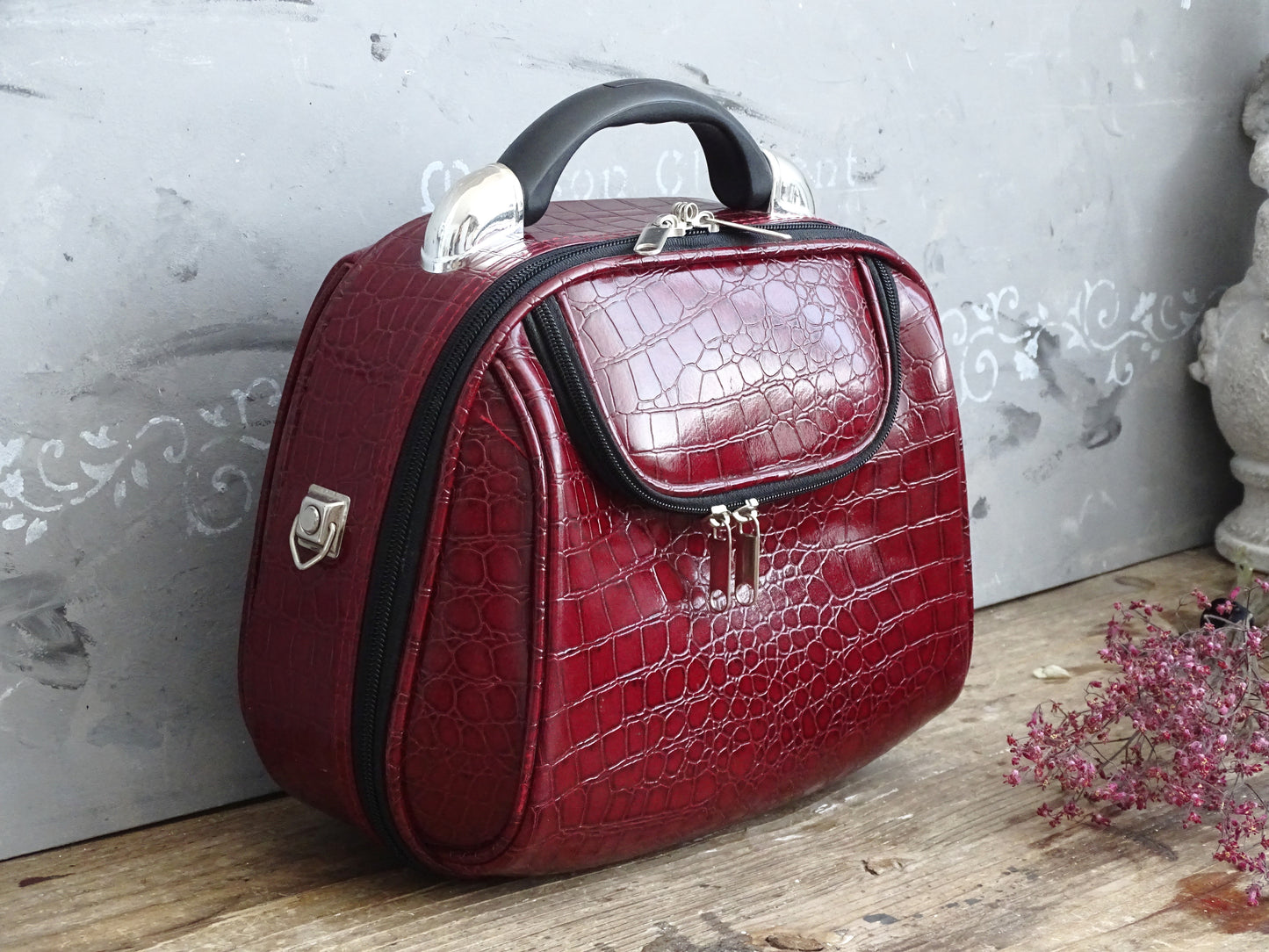 Maroon Train Case, Travel Makeup Organizer, Vanity Luggage, Cosmetic Suitcase, Faux Leather, Overnight Toiletry Hard Shell Storage