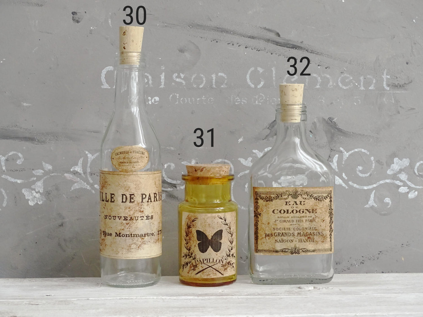 Small Apothecary Medicine Bottle Jar with French Label & Cork Stopper