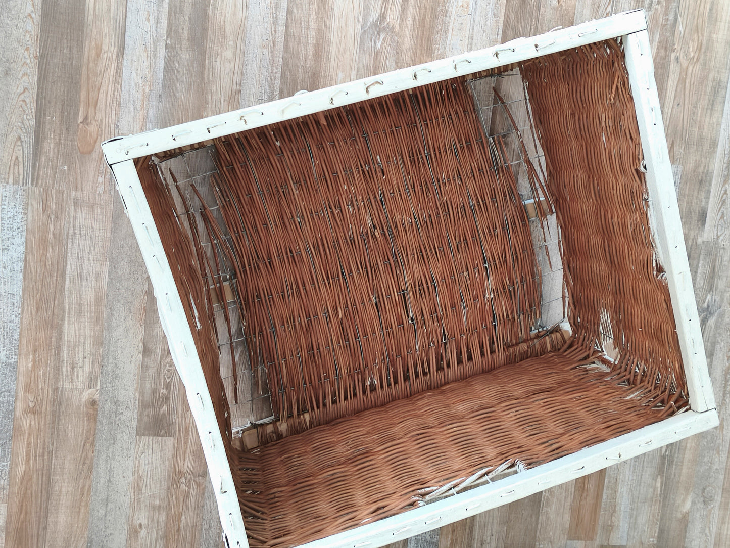 Large Beige Wicker Storage Basket, Chest, Laundry Hamper, Bin,