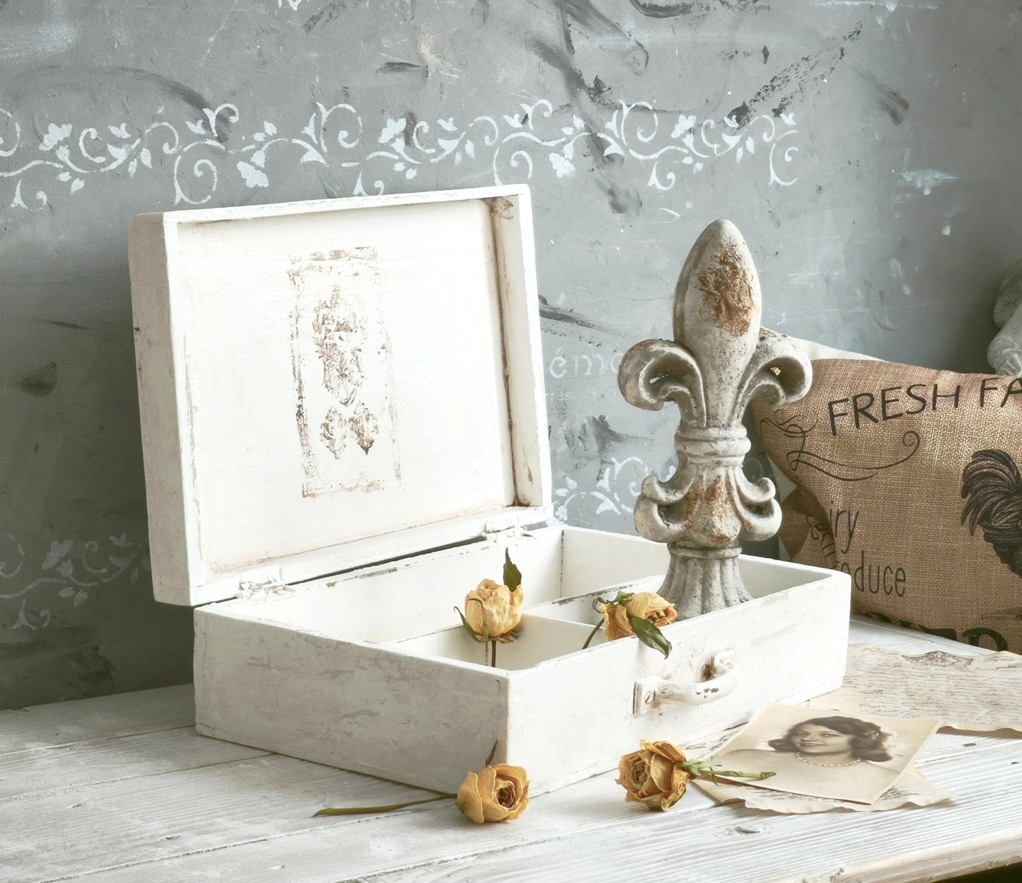 Wood Box Cameo Crown Bows Girland, Large Compartment Rectangle Desk Storage Organizer Box, Distressed Aged White Display Box, Shabby Chic