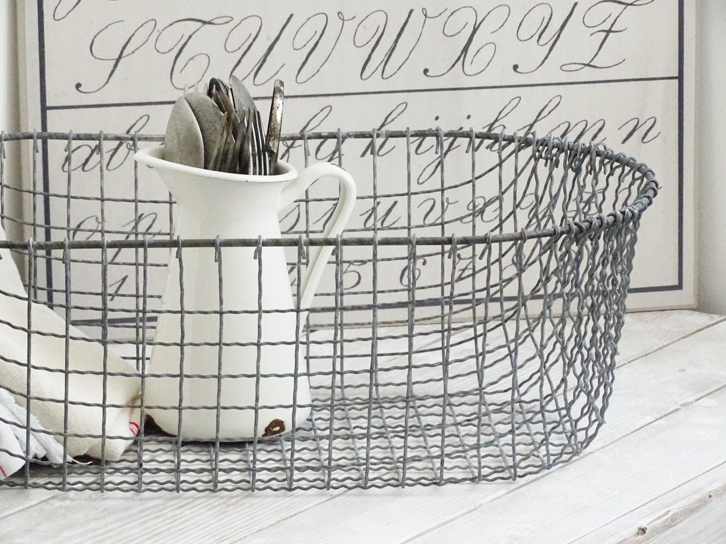Vintage Oval Wire Basket