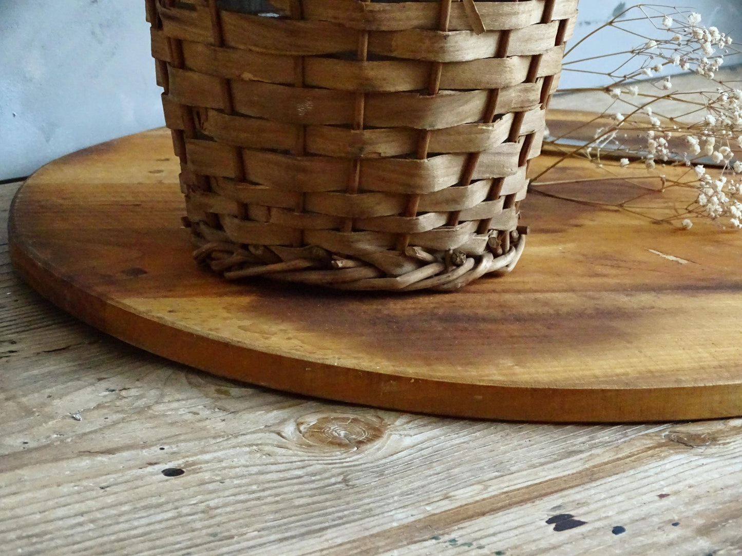 Large Round Wood Charcuterie Board: Rustic Farmhouse Kitchen Decor
