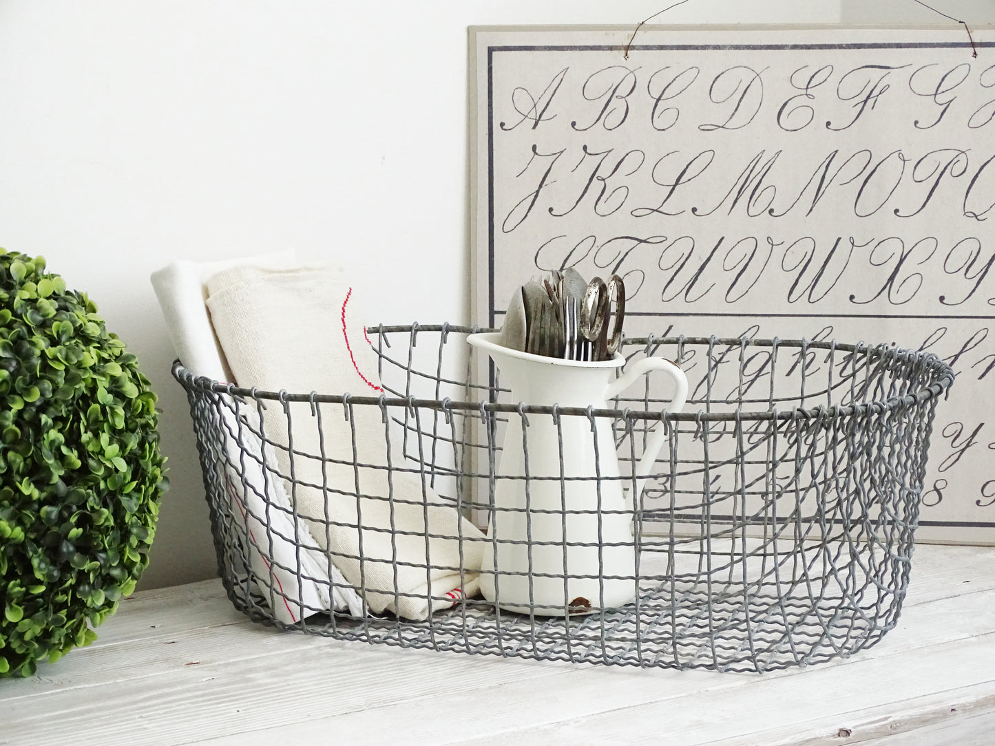 Vintage Oval Wire Basket
