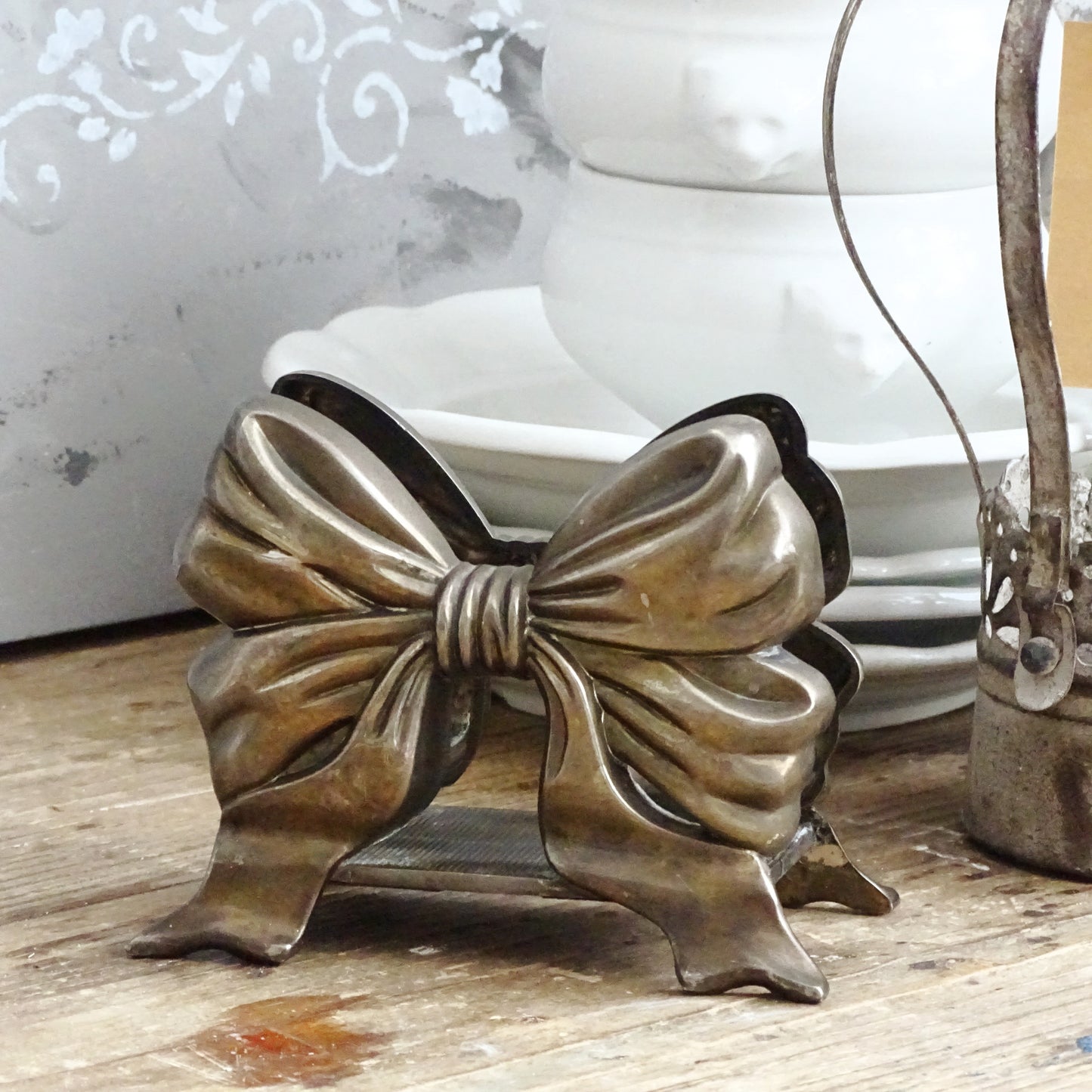 Godinger Silver Plated Bow Napkin Holder