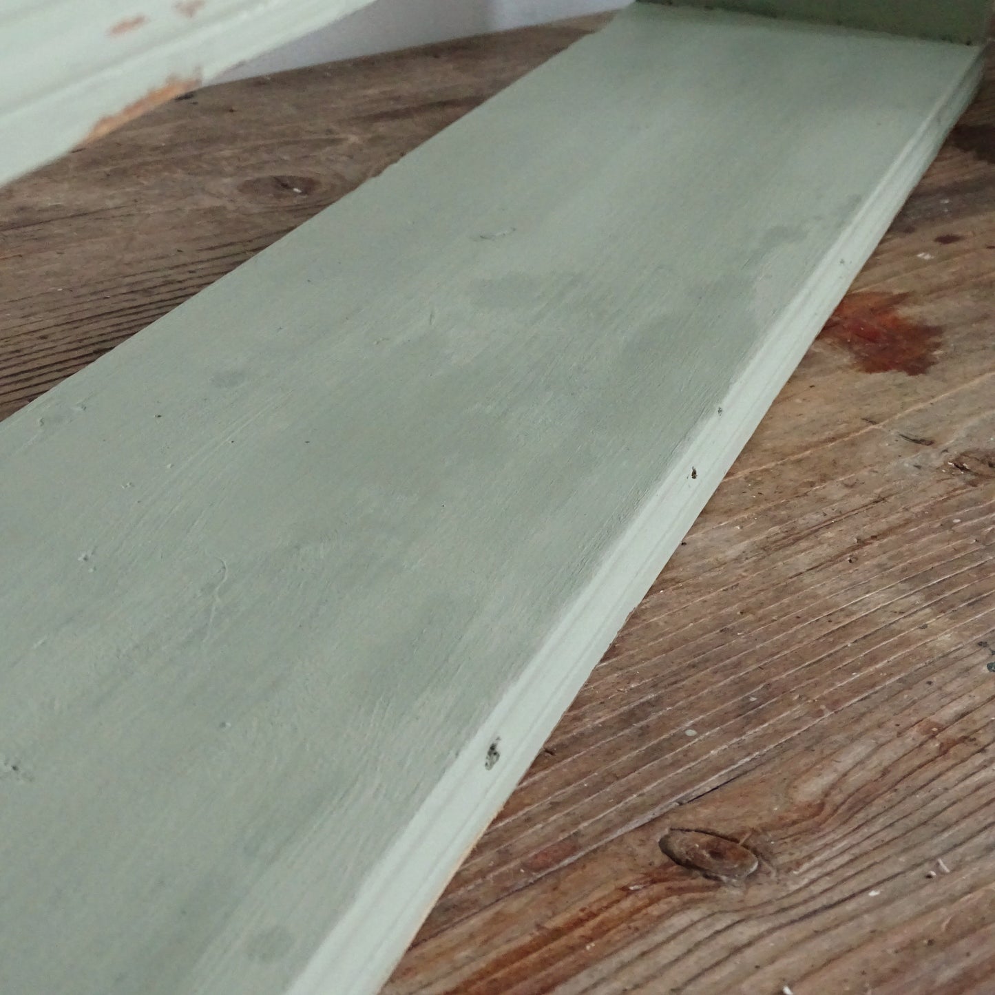 Green Wood 3-Tier Wall Plate Rack: Shabby Chic Farmhouse Display Shelf