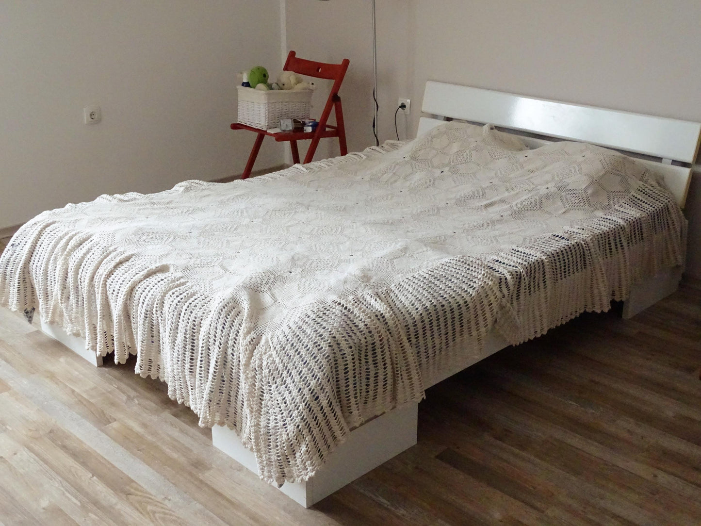 French Handmade Crochet Blanket Scallops, Natural Beige Cotton Blanket Rustic Bedspread, Bedding, Neutral Bed Cover, Crochet Lace Sofa Throw
