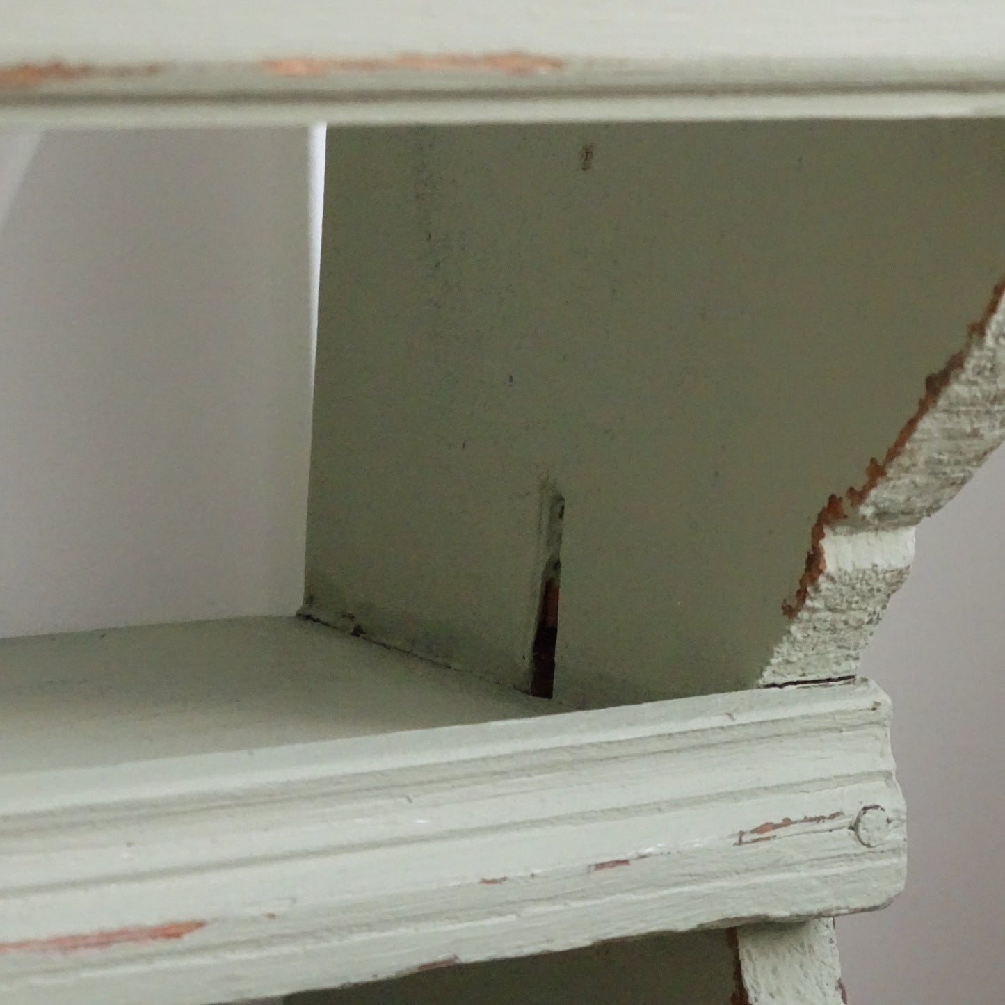 Green Wood 3-Tier Wall Plate Rack: Shabby Chic Farmhouse Display Shelf