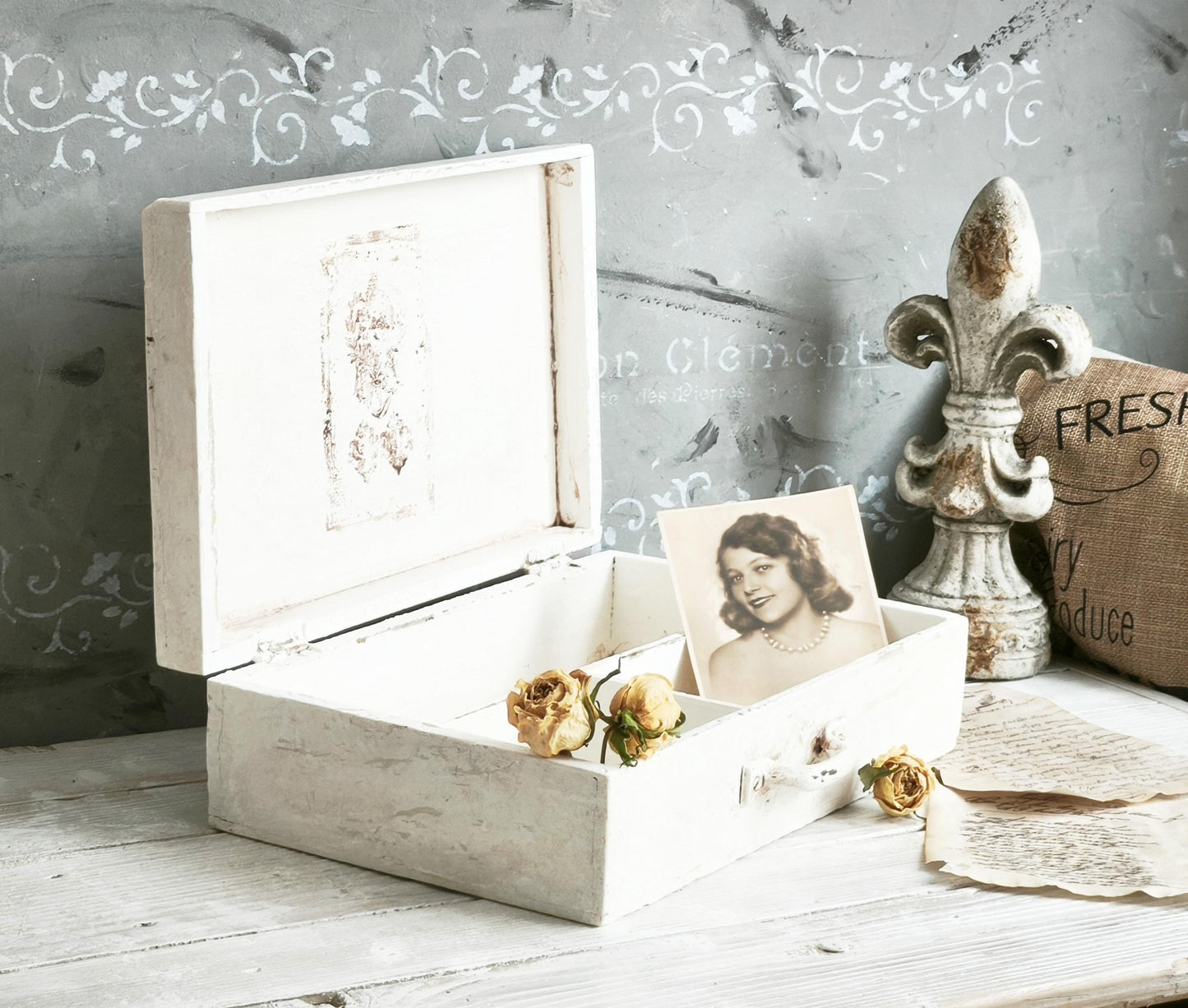 Wood Box Cameo Crown Bows Girland, Large Compartment Rectangle Desk Storage Organizer Box, Distressed Aged White Display Box, Shabby Chic