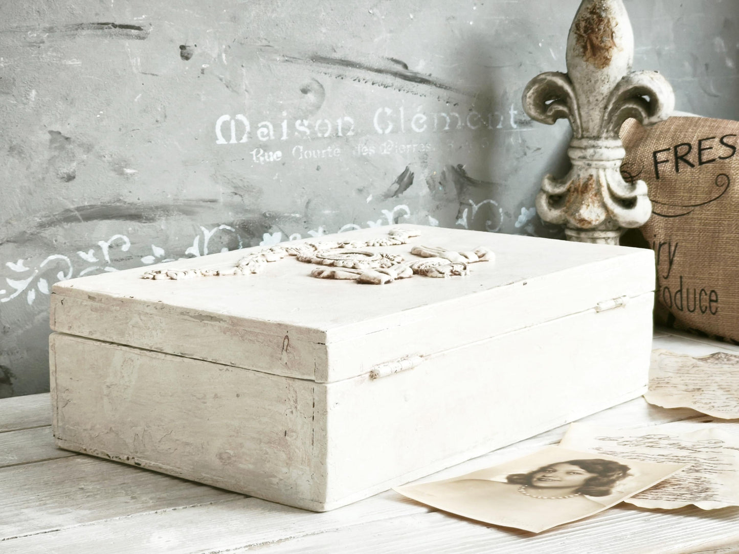 Wood Box Cameo Crown Bows Girland, Large Compartment Rectangle Desk Storage Organizer Box, Distressed Aged White Display Box, Shabby Chic