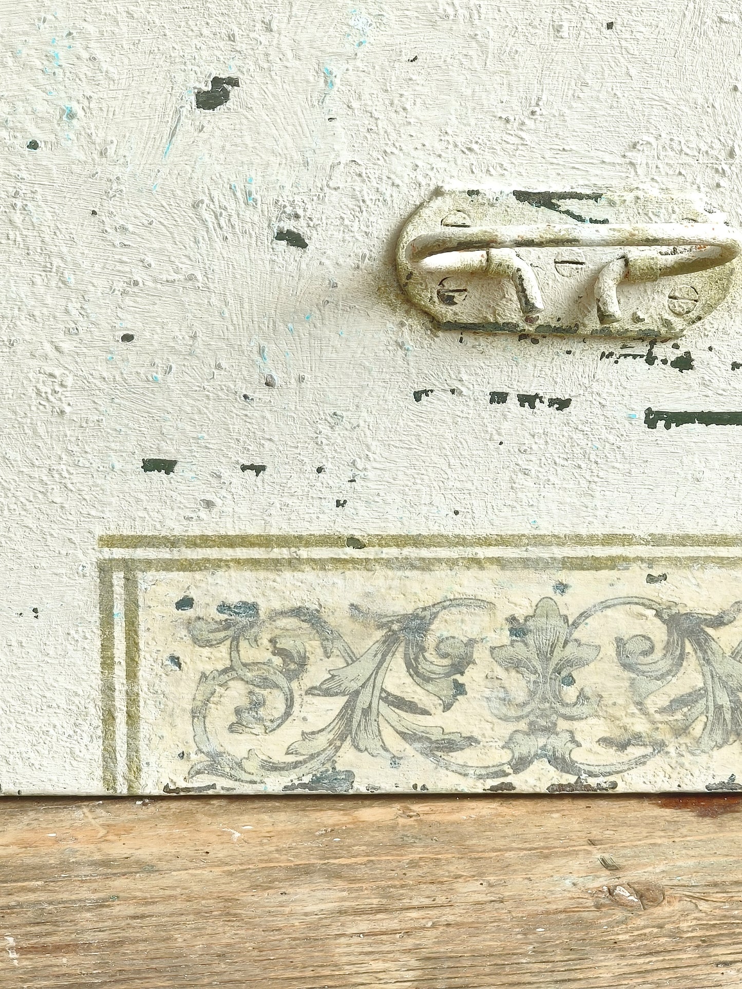 Antique Creamy Wooden Trunk Chest, Distressed Furniture