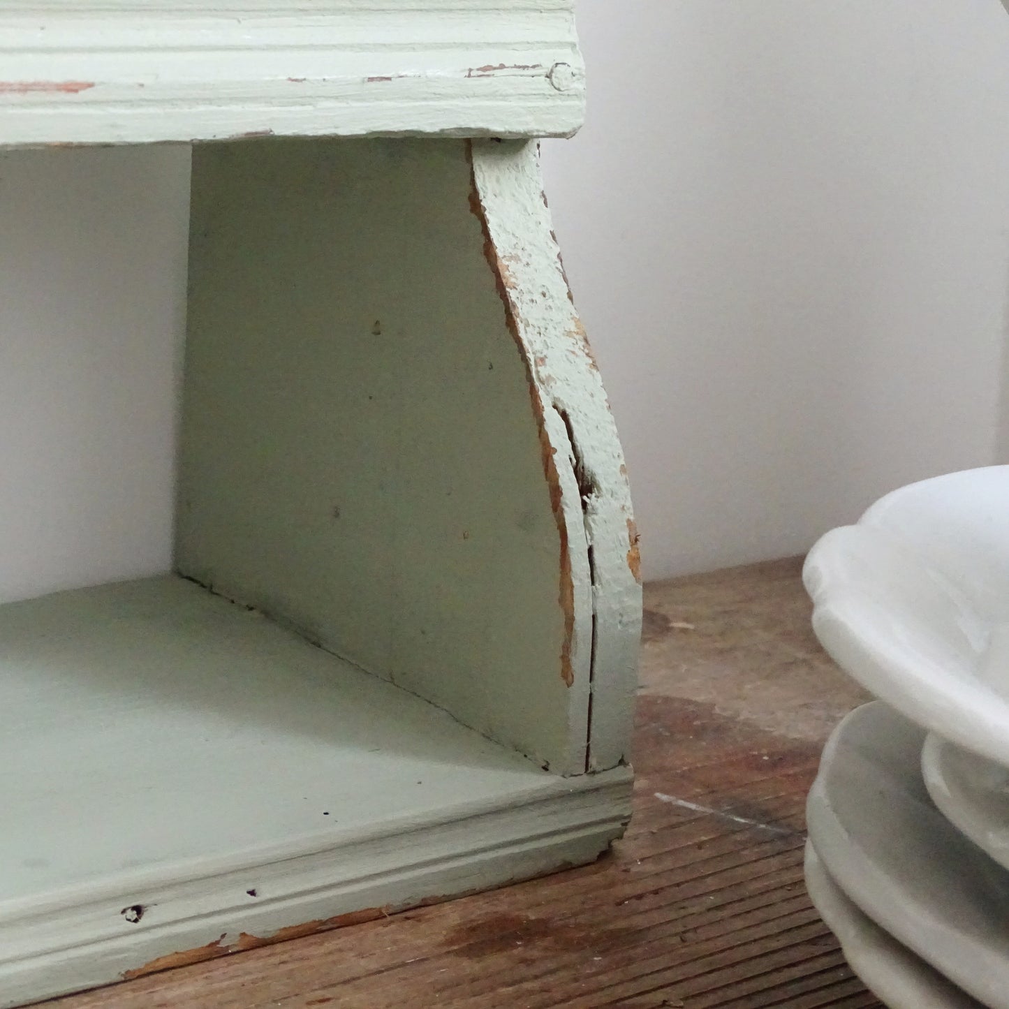 Green Wood 3-Tier Wall Plate Rack: Shabby Chic Farmhouse Display Shelf