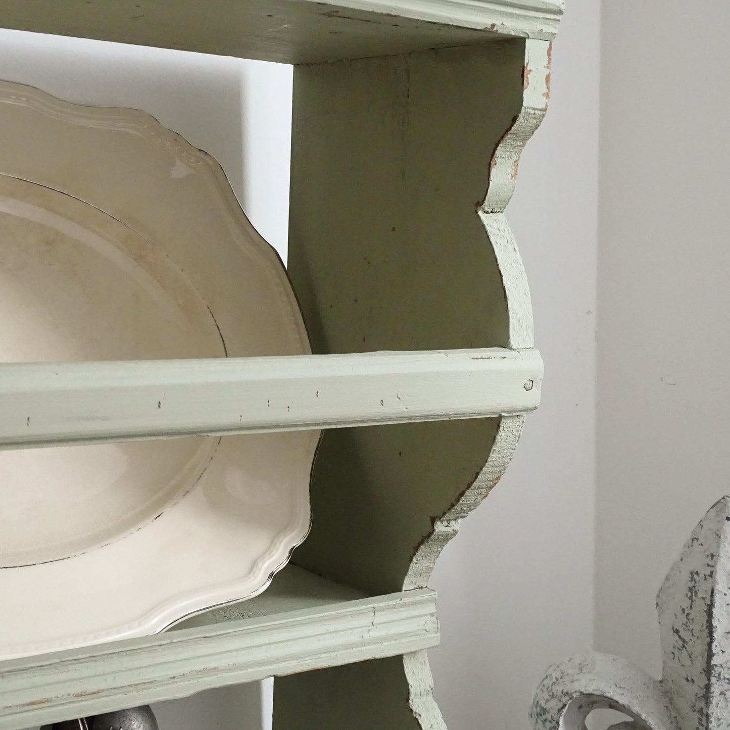 Green Wood 3-Tier Wall Plate Rack: Shabby Chic Farmhouse Display Shelf