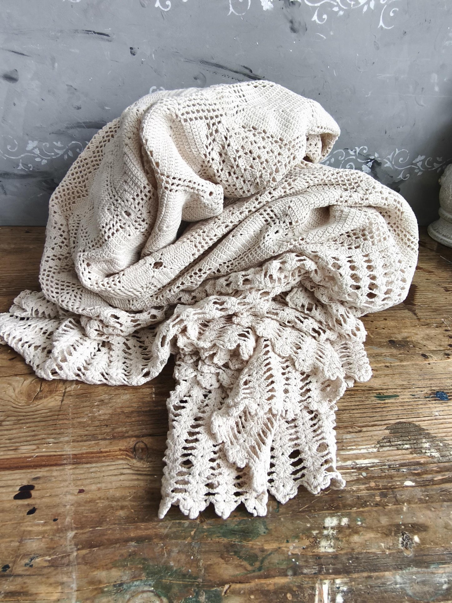French Handmade Crochet Blanket Scallops, Natural Beige Cotton Blanket Rustic Bedspread, Bedding, Neutral Bed Cover, Crochet Lace Sofa Throw