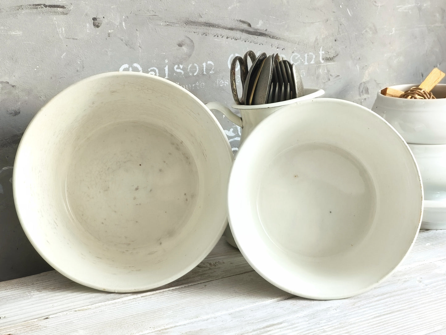 Set 2 Ceramic Ditmar Urbach Serving Bowls, Stacking Bowls Floral Design, Czech Retro Serveware