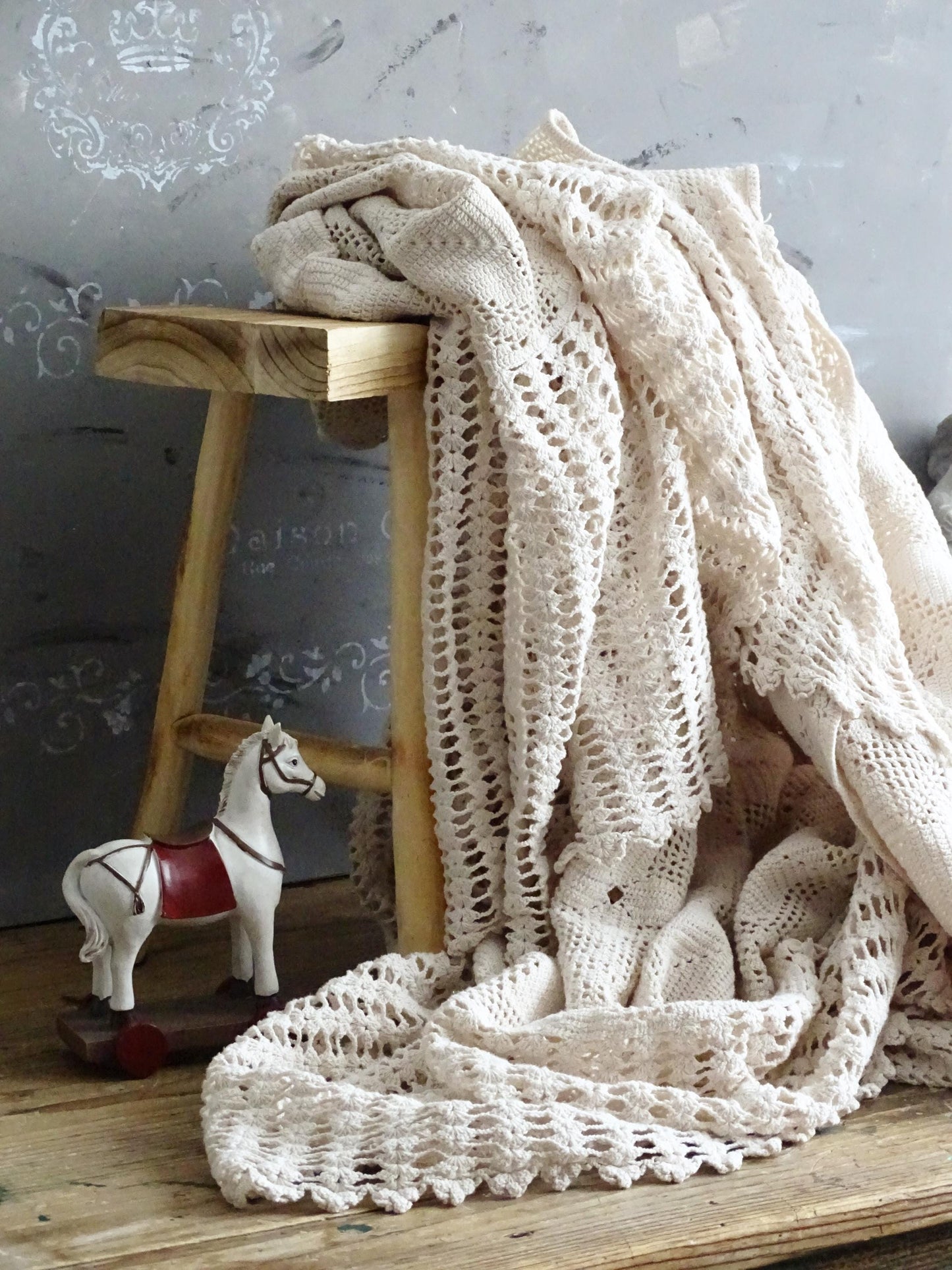 French Handmade Crochet Blanket Scallops, Natural Beige Cotton Blanket Rustic Bedspread, Bedding, Neutral Bed Cover, Crochet Lace Sofa Throw