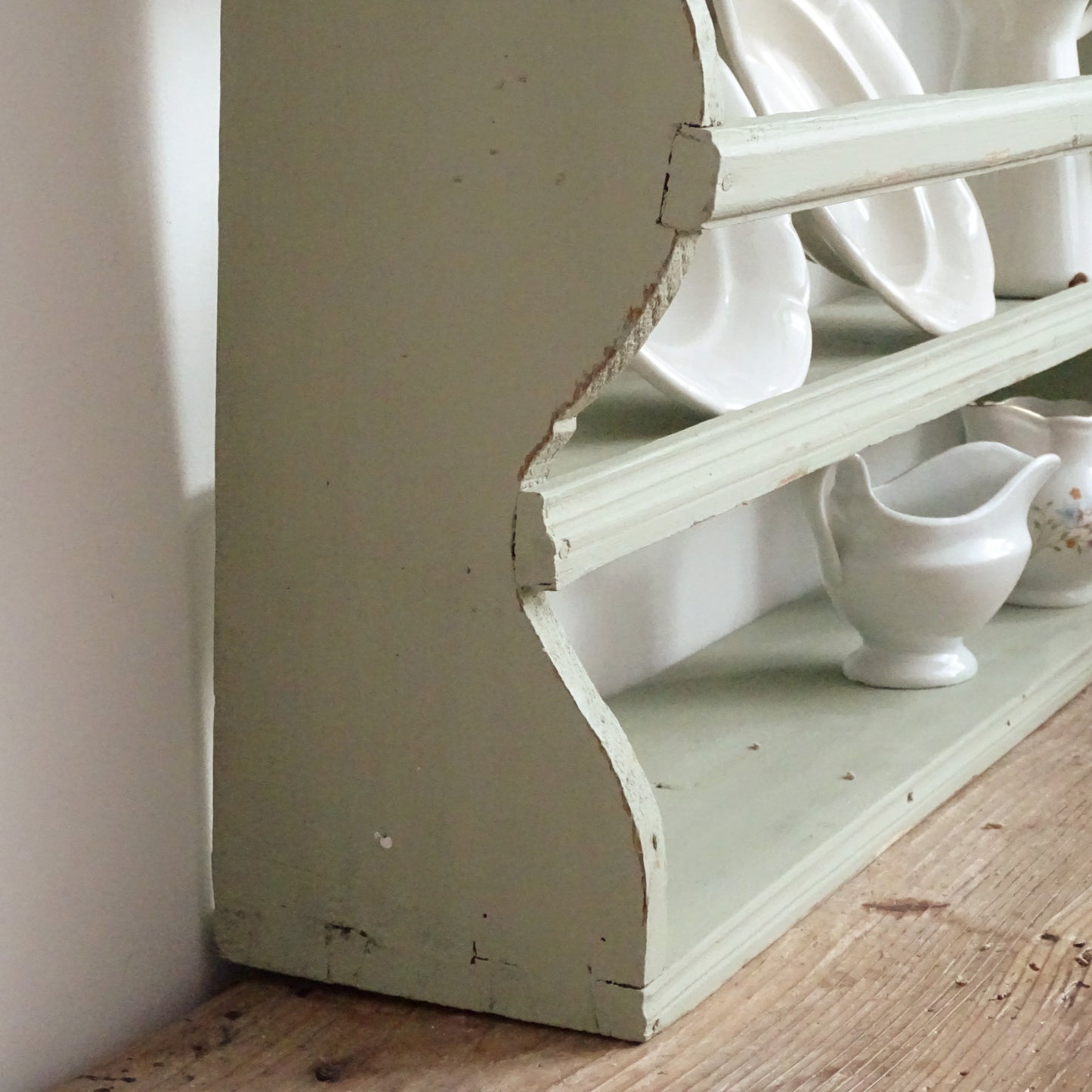 Green Wood 3-Tier Wall Plate Rack: Shabby Chic Farmhouse Display Shelf
