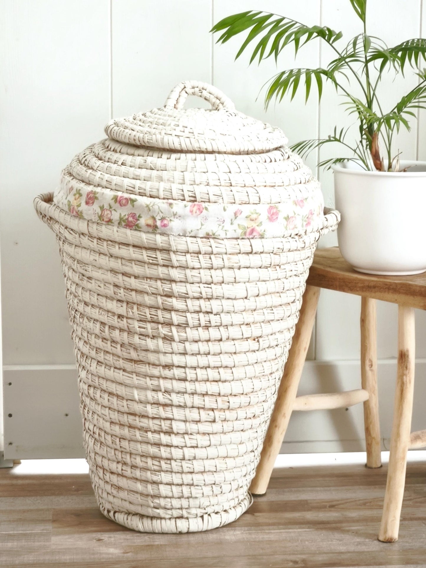 Vintage White Woven Seagrass Basket with Lid and Floral Bow: Boho Laundry Hamper