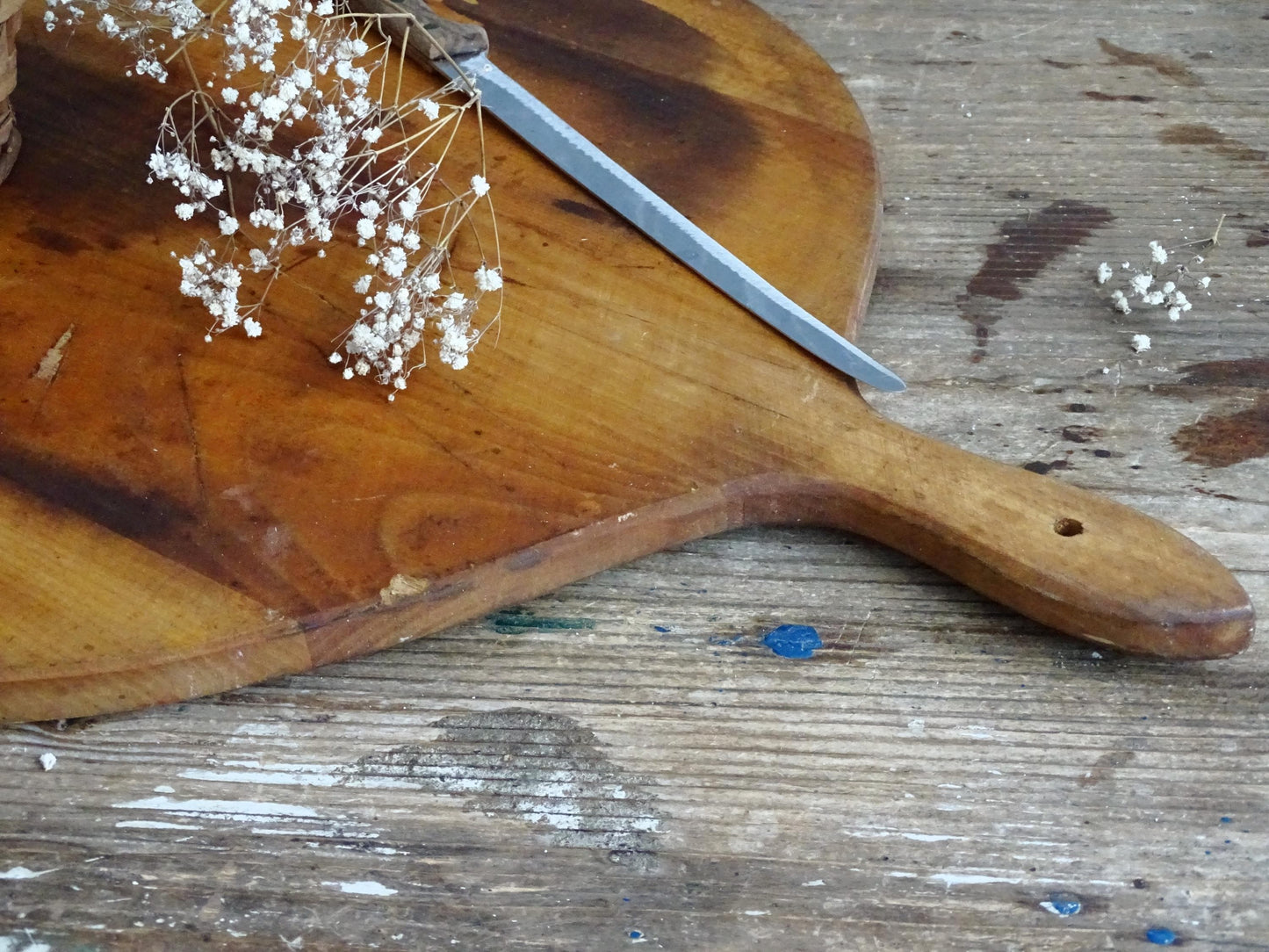 Large Round Wood Charcuterie Board: Rustic Farmhouse Kitchen Decor