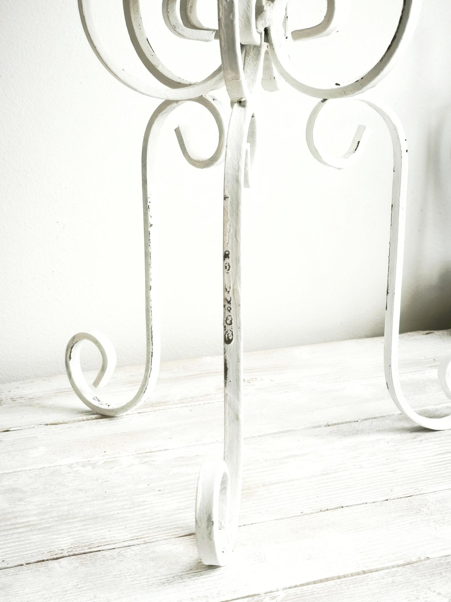 White Wrought Iron Plant Stand: Shabby Chic Metal Basket, Planter