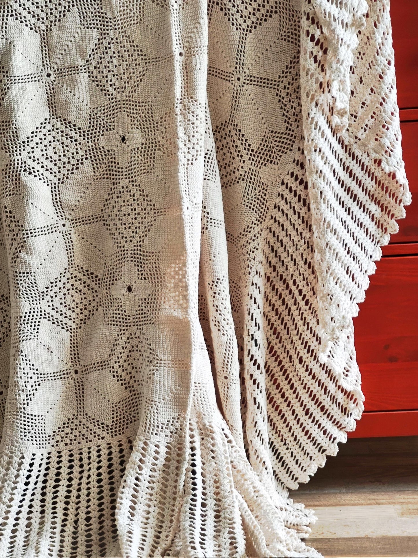 French Handmade Crochet Blanket Scallops, Natural Beige Cotton Blanket Rustic Bedspread, Bedding, Neutral Bed Cover, Crochet Lace Sofa Throw
