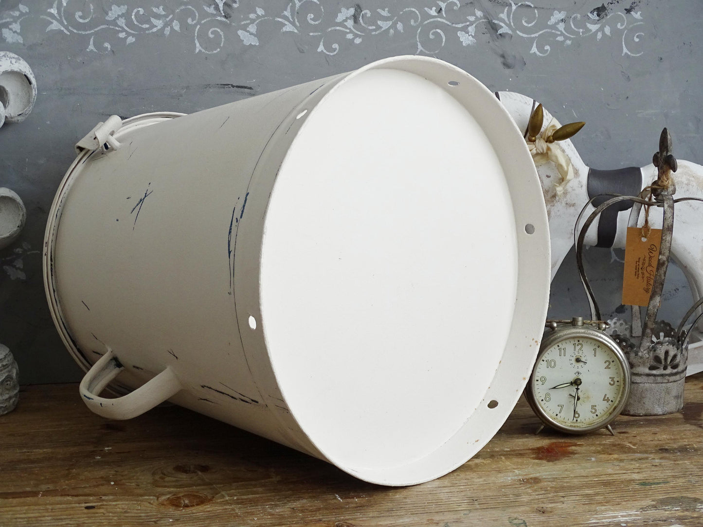 White Enamel Waste Bin with Lid, Large Metal Bucket, Waste Basket, Recycling Garbage Bin, Shabby Chic Bathroom Kitchen Trash Can