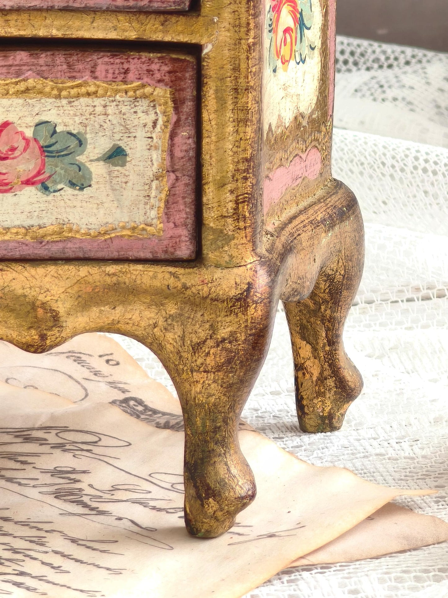 Giltwood Florentine Jewelry Chest of 2 Drawers and Handpainted Flowers, Italian Jewelry Storage Box, Shabby Chic Vanity Jewelry Cabinet