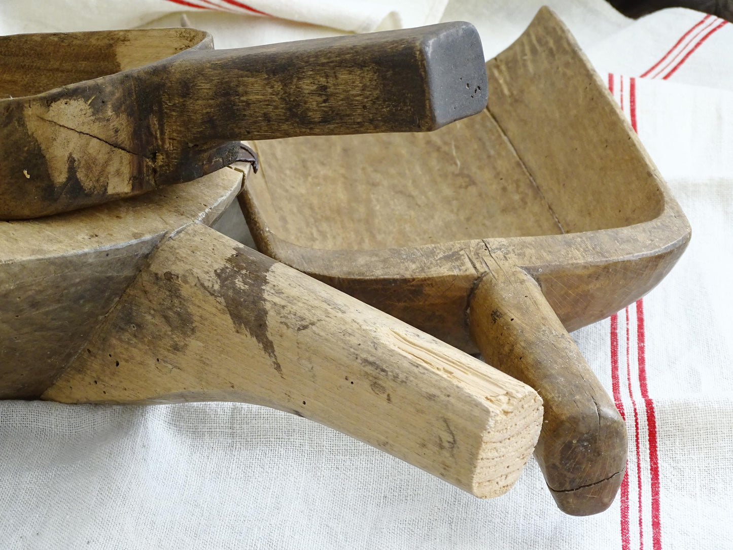 Antique Wood Grain Scoop, Carved Wood Grain Shovel, Grain Ladle, Wood Flour Scoop, Primitive Antiques, Rustic Farmhouse Decor Farm Hand Tool