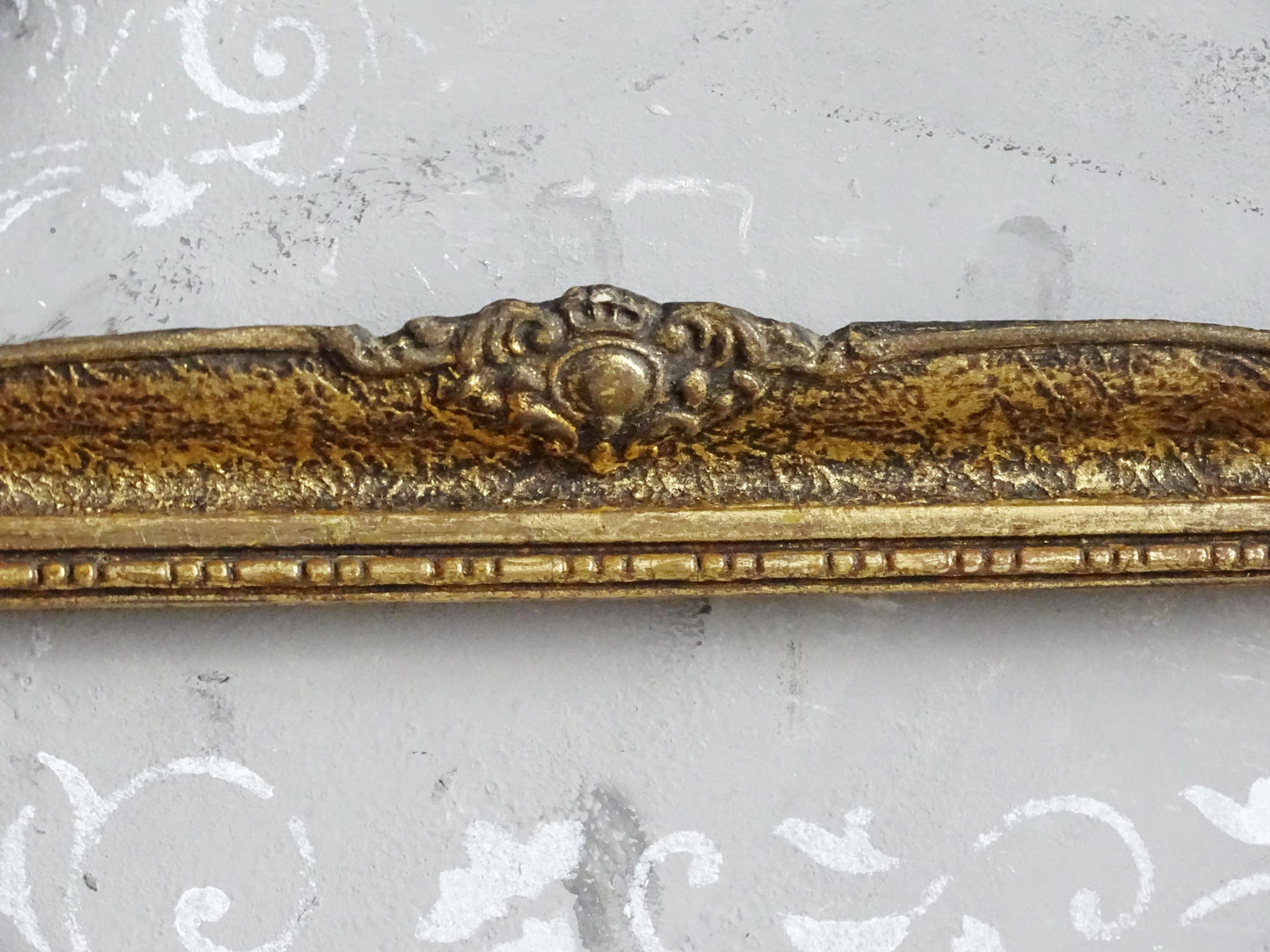 Large Ornate Gilt Wood Picture Frame: Hollywood Regency Wall Deco, Oval or Rectangle Gold Frame