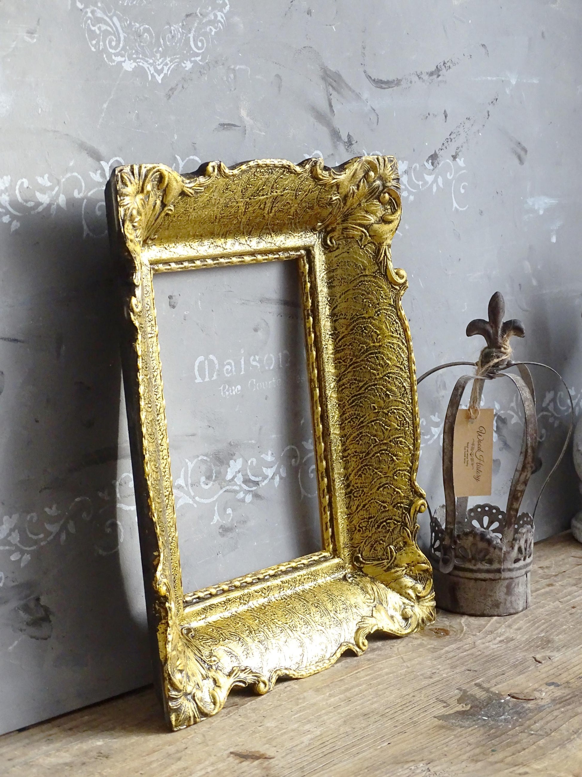 Large Ornate Gilt Wood Picture Frame: Hollywood Regency Wall Deco, Oval or Rectangle Gold Frame