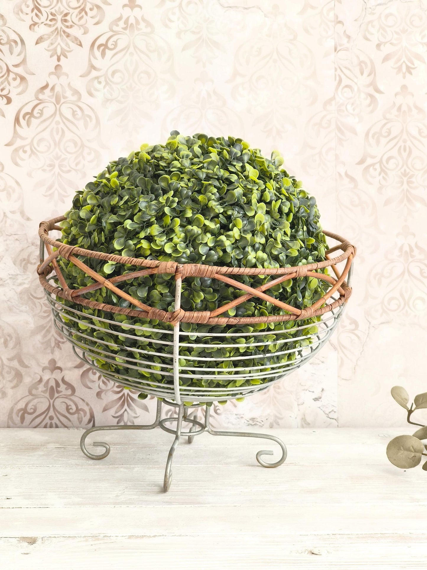 Pedestal Round Wire Basket, Metal Bowl on Stand, Fruit Bowl, Plant Pot Holder, Jardiniere, Brocante Shabby Chic Decor, Vase